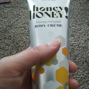 Perfectly posh website: tiat.po.sh